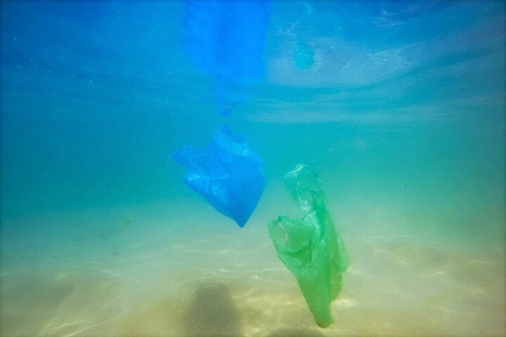 La France est le plus gros pollueur par les déchets plastiques de la Méditerranée 
