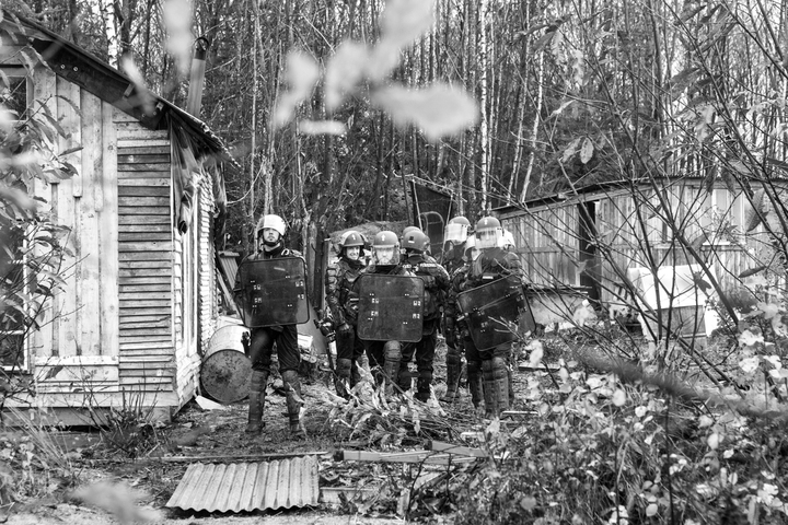 «<small class="fine d-inline"> </small>Le maintien de l'ordre vise à terroriser et décourager en infligeant des blessures graves<small class="fine d-inline"> </small>»