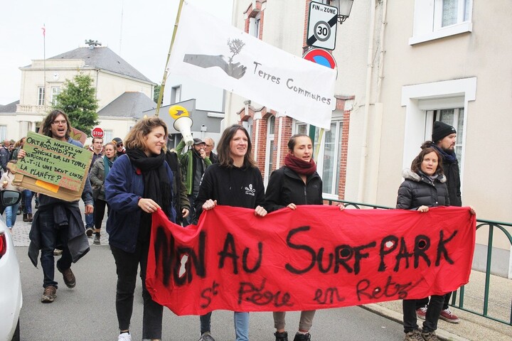 Les luttes contre les «<small class="fine d-inline"> </small>grands projets inutiles<small class="fine d-inline"> </small>» de l'Ouest convergent à Nantes