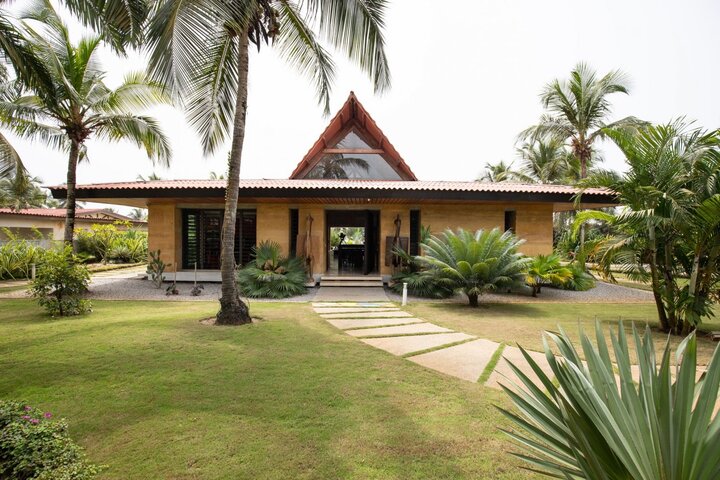  En Côte d'Ivoire, la bio-architecture, solution face au tout-béton<small class="fine d-inline"> </small>?