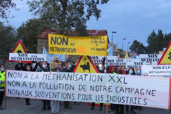 Mobilisation en Loire-Atlantique contre «<small class="fine d-inline"> </small>le plus grand méthaniseur<small class="fine d-inline"> </small>» de France
