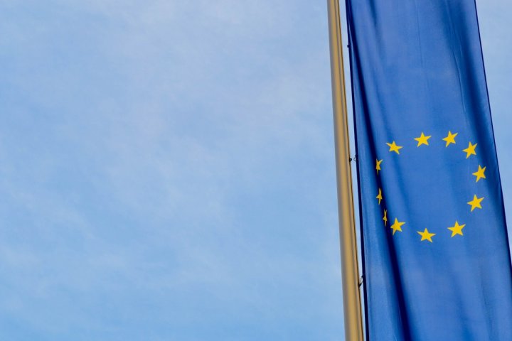 Les eurodéputés votent une «<small class="fine d-inline"> </small>taxe carbone<small class="fine d-inline"> </small>» aux frontières, mais affaiblie