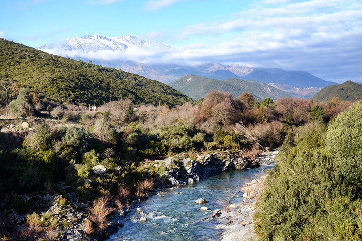 En Corse, un fleuve menacé par un projet de stockage de déchets