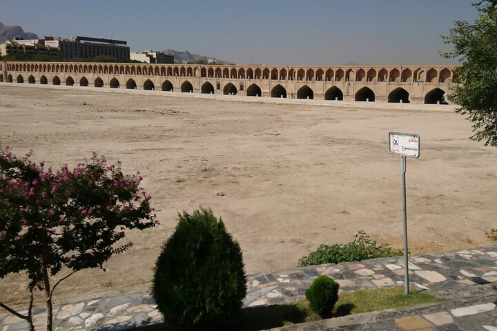 En Iran, le manque d'eau provoque des manifestations 