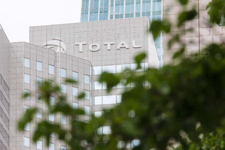 La France ne financera pas l'immense usine de gaz de Total en Arctique