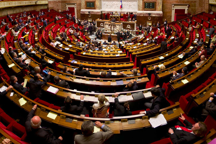 «<small class="fine d-inline"> </small>L'union des gauches et des écologistes, maintenant<small class="fine d-inline"> </small>!<small class="fine d-inline"> </small>»