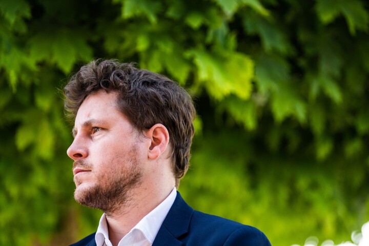 Visé par une plainte, Julien Bayou démissionne des Écologistes