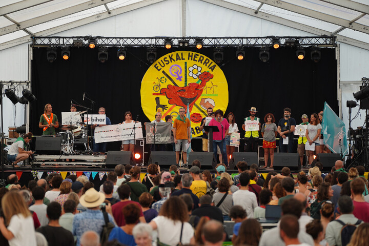 Alternatiba, dix ans d'alternatives face au capitalisme