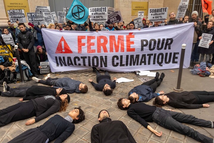 Une coalition d'<span class="caps">ONG</span> porte plainte contre les plans climat de pays européens