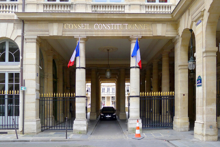 La loi Immigration en partie censurée par le Conseil constitutionnel