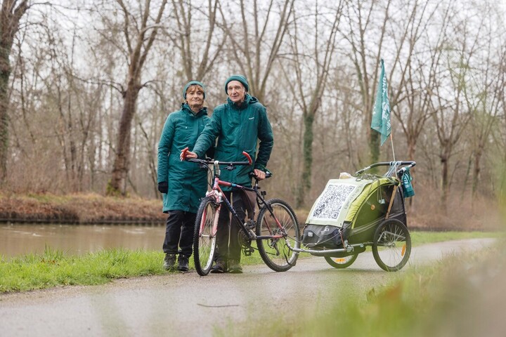 Des Pyrénées à Paris, ils parcourent 900 km à pied contre les pesticides