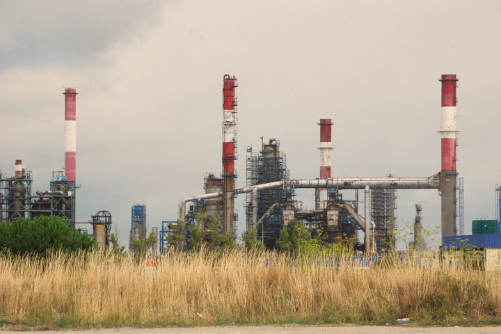 Corrosion, fuites : la deuxième raffinerie du pays à l'arrêt