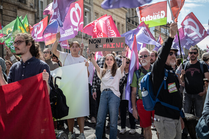 «<small class="fine d-inline"> </small>Pour un front commun des médias contre l'extrême droite<small class="fine d-inline"> </small>»