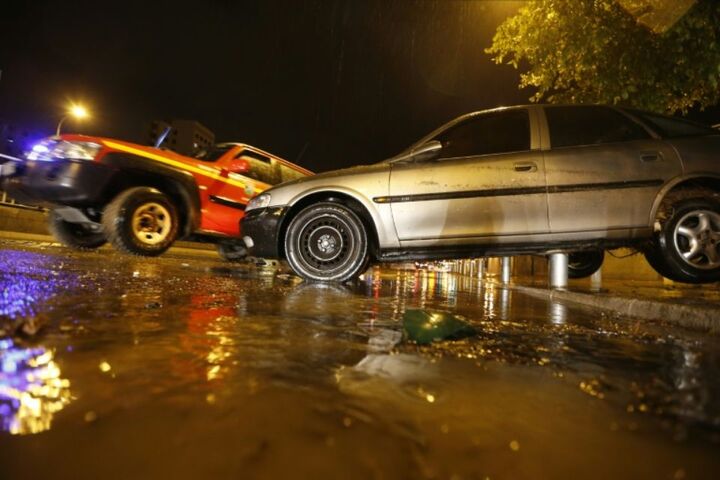 Climat + bétonisation = orages meurtriers