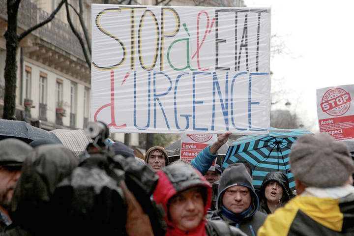 L'état d'urgence permet la répression des mouvements sociaux, témoignent les militants