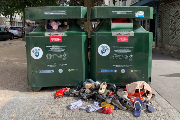 Bennes à vêtements qui débordent : 170 000 euros d'amende contre un éco-organisme