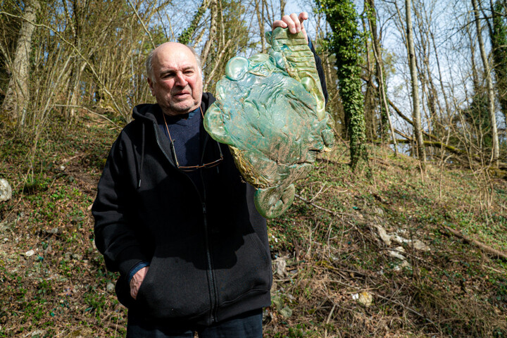 Omerta, «<small class="fine d-inline"> </small>culture de l'impunité<small class="fine d-inline"> </small>» et pollution massive : Nestlé Waters en procès pour ses décharges sauvages