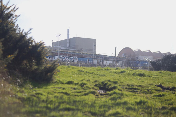 À La Hague, des terres agricoles polluées par des éléments radioactifs