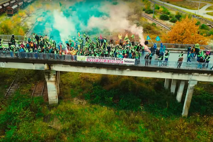 «<small class="fine d-inline"> </small>Saint Val en train<small class="fine d-inline"> </small>» : ils déclarent leur flamme au fret ferroviaire
