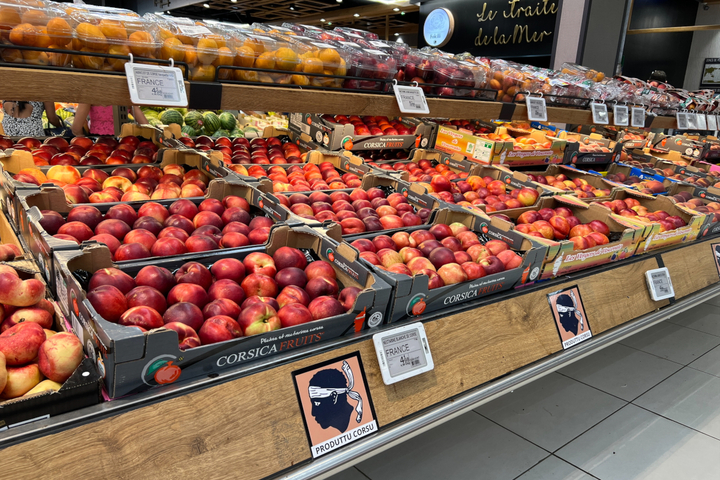 Trop chers et trop concurrencés, les fruits et légumes corses se font jeter