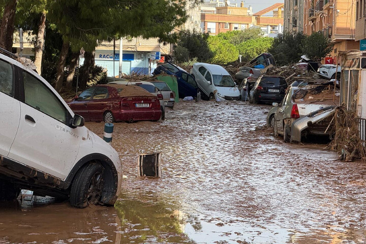 La hausse des températures a entraîné sécheresses et inondations en 2024