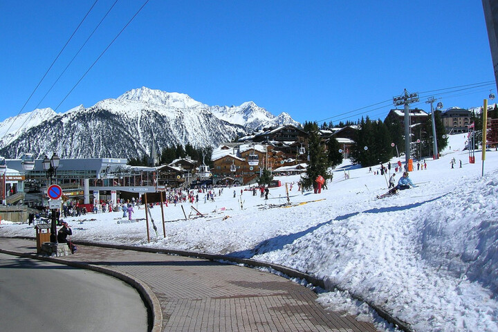 Pour fabriquer de la neige, Courchevel assèche ses cours d'eau
