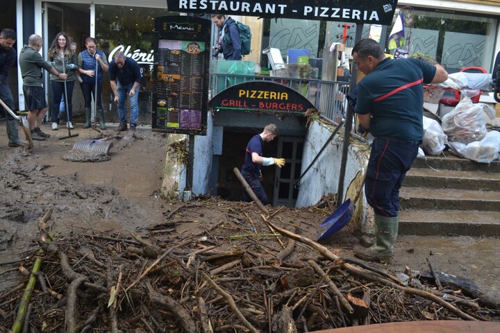 «<small class="fine d-inline"> </small>Je ne m'attendais pas à ce que ça se passe ici<small class="fine d-inline"> </small>» : l'Ardèche abasourdie après les inondations