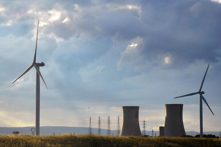 Sortie des énergies fossiles : le gouvernement publie enfin sa stratégie