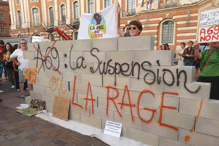 A69 : un opposant écope de 6 mois de prison ferme pour un jet de pierre