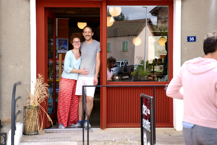 Auberge, boulangerie… Une coopérative redonne vie à des villages moribonds