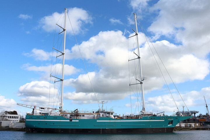 Le plus gros cargo à voiles du monde a achevé sa traversée de l'Atlantique