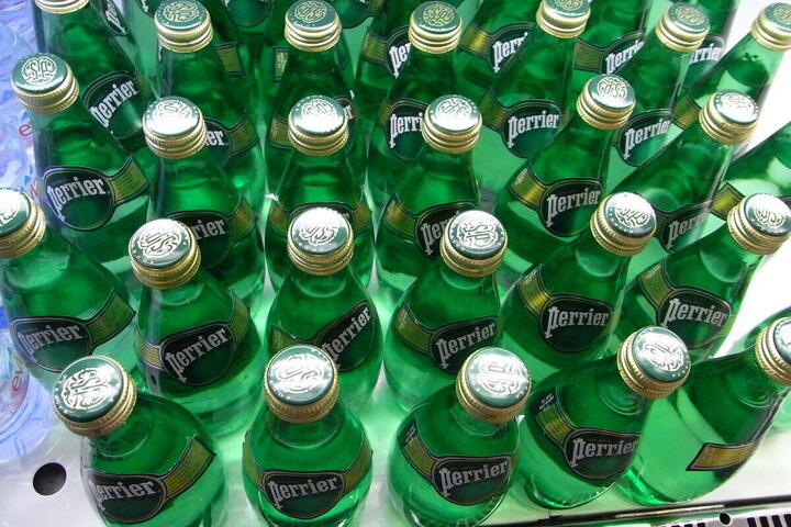 Nestlé Waters et 4 ministres visés par une plainte de l'<span class="caps">UFC</span>-Que choisir