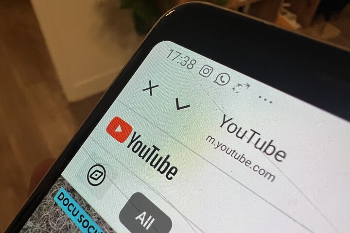 Désinformation climatique : le laissez-faire de YouTube et TikTok pointé par une étude