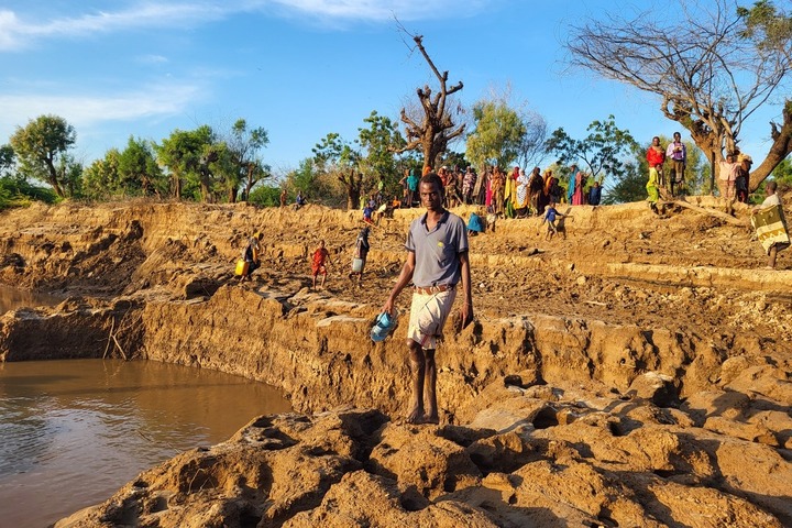 Inondations, sécheresse, terrorisme : la triple peine des réfugiés somaliens