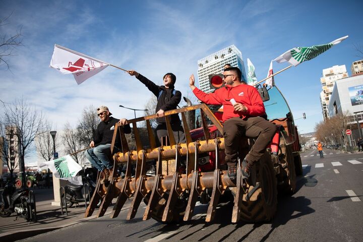 Colère des agriculteurs : les manifs reprennent 