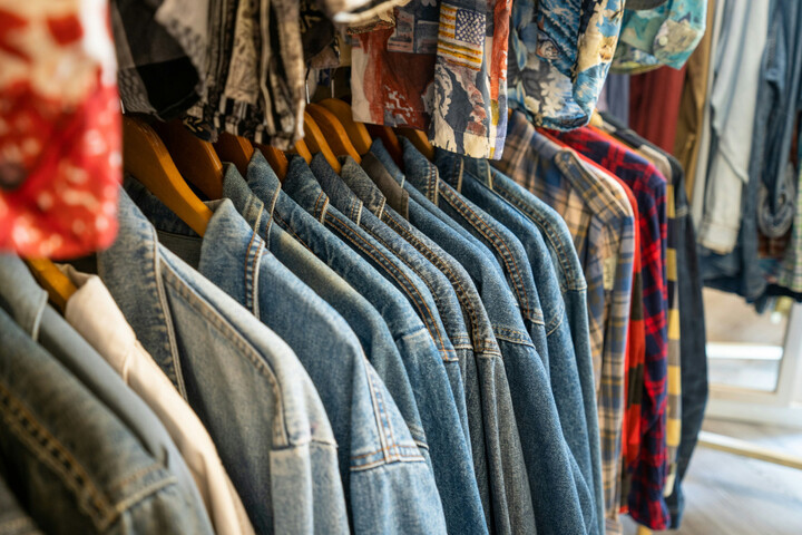 La fast-fashion menace l'industrie française du textile