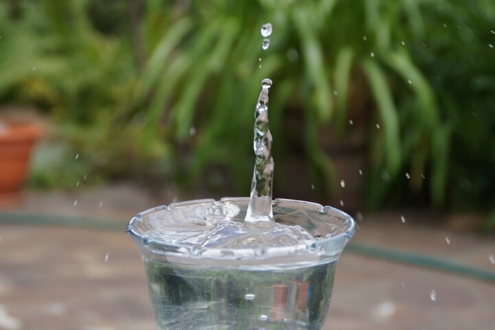 <span class="caps">PFAS</span> : 43<small class="fine d-inline"> </small>% des échantillons d'eau du robinet testés contaminés