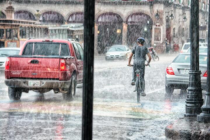 Pourquoi ce printemps est-il si pluvieux<small class="fine d-inline"> </small>?