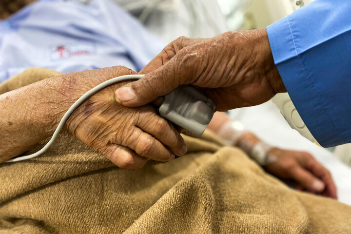Hôpital : les services d'urgence craignent les effets du changement climatique