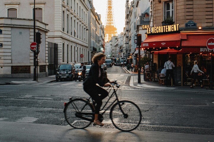 Les femmes tuées à vélo dans Paris le sont par des hommes au volant de poids lourds