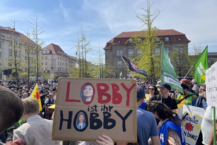 En Allemagne, une semaine de mobilisation pour défendre les énergies renouvelables
