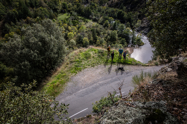 Dans les Cévennes, des travaux gigantesques pour une mini-route