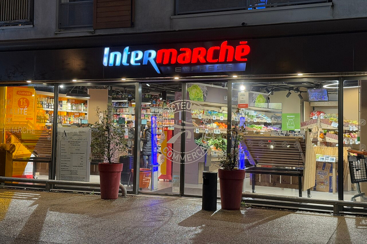 Bonbons, snacks... Intermarché teste la mise en retrait des produits ultratransformés
