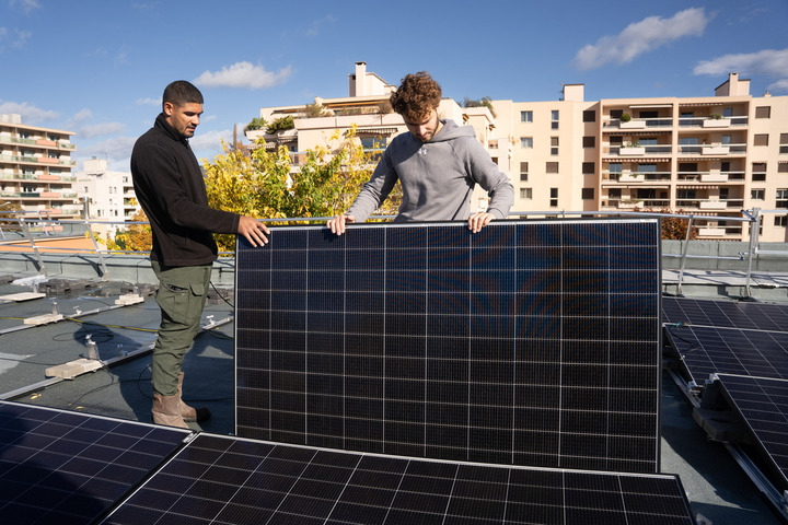 À Lyon, une coopérative recouvre les écoles de panneaux solaires